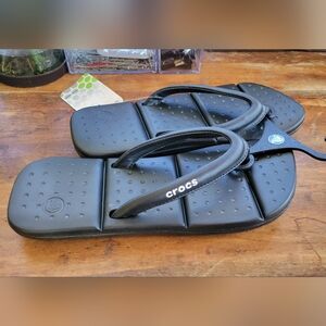 Crocs brand Flip Flops women's 7